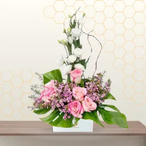 pink and white flowers send flower box