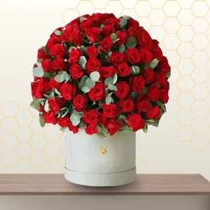 red roses premium Main image