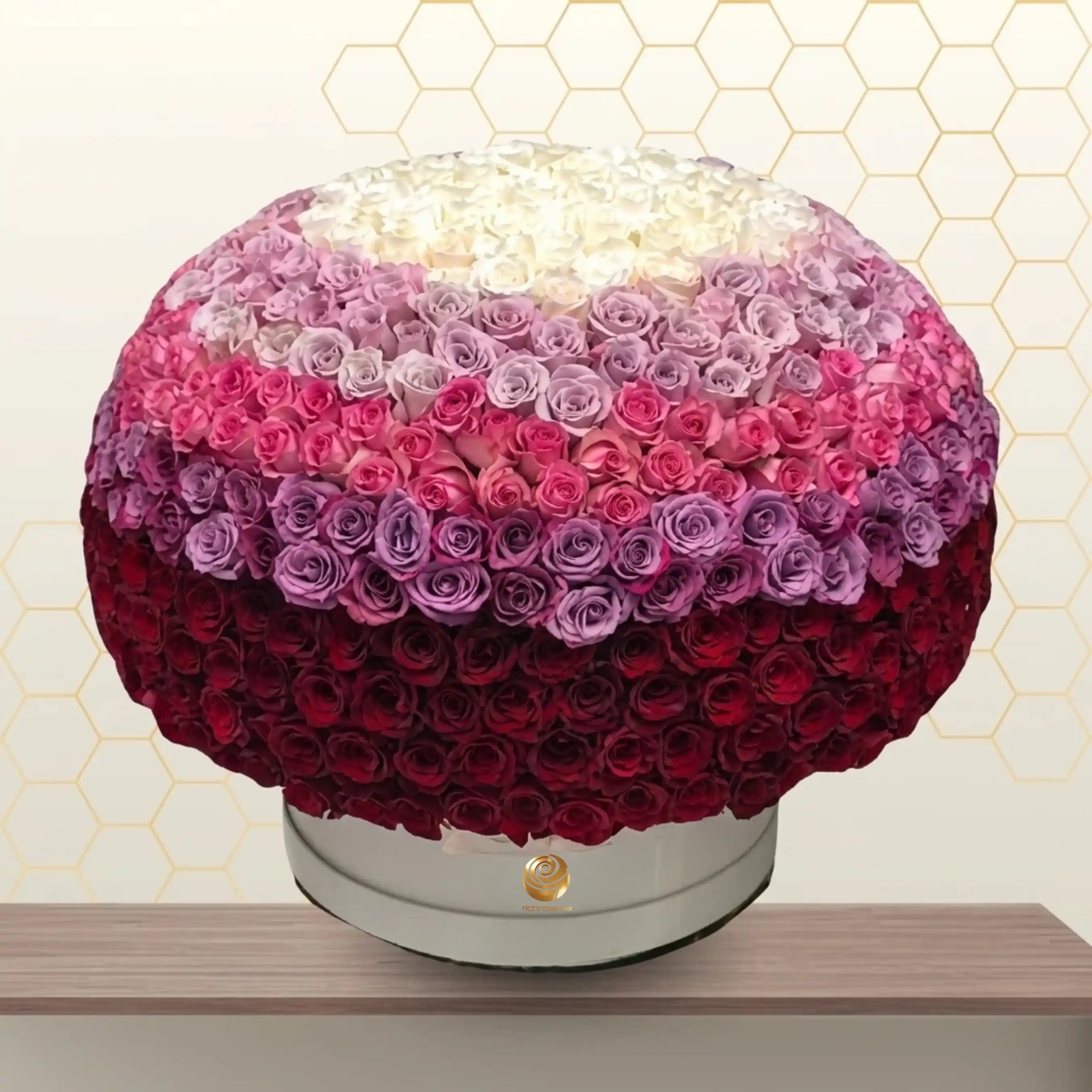 ELMIRA- ROUND BOX ARRANGEMENT