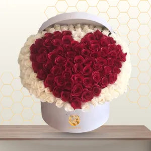 LEON - 125 ROSES HEART SHAPE ARRTS Main image