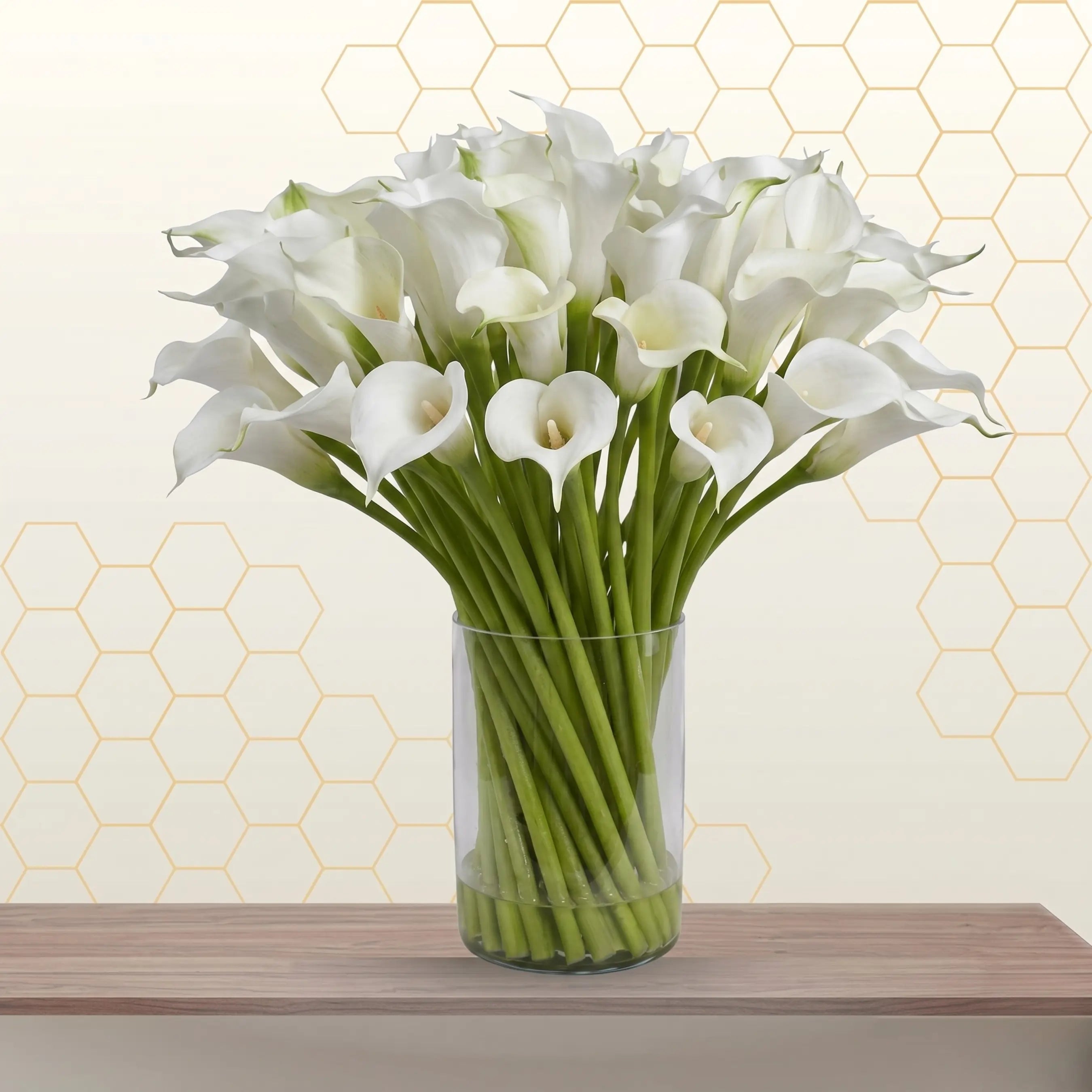 cala lily in vase - reception flowers Main image