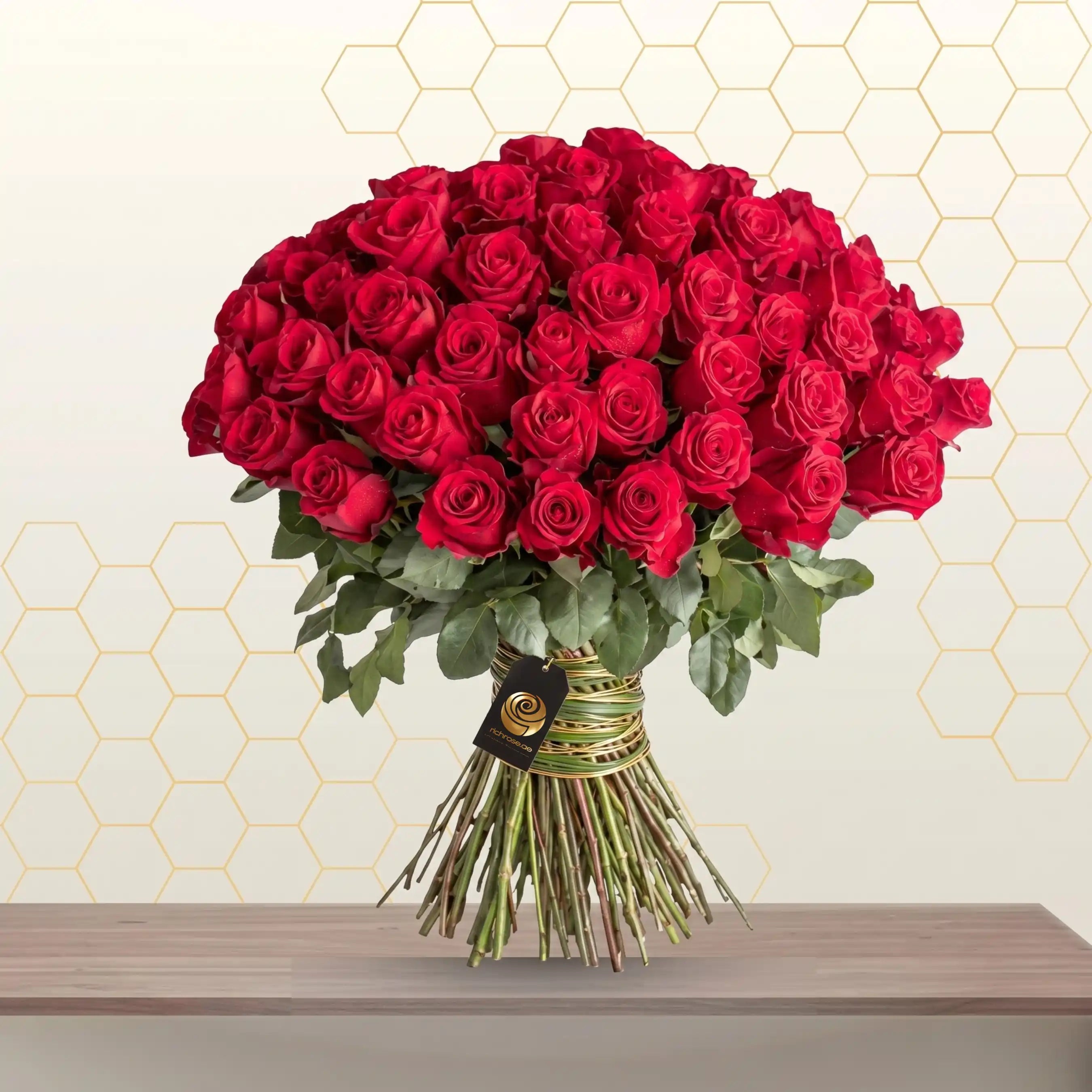 ONLY ROSES Main image