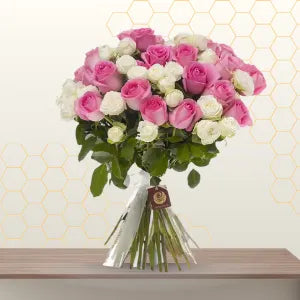 Pink and white roses bunch Main image