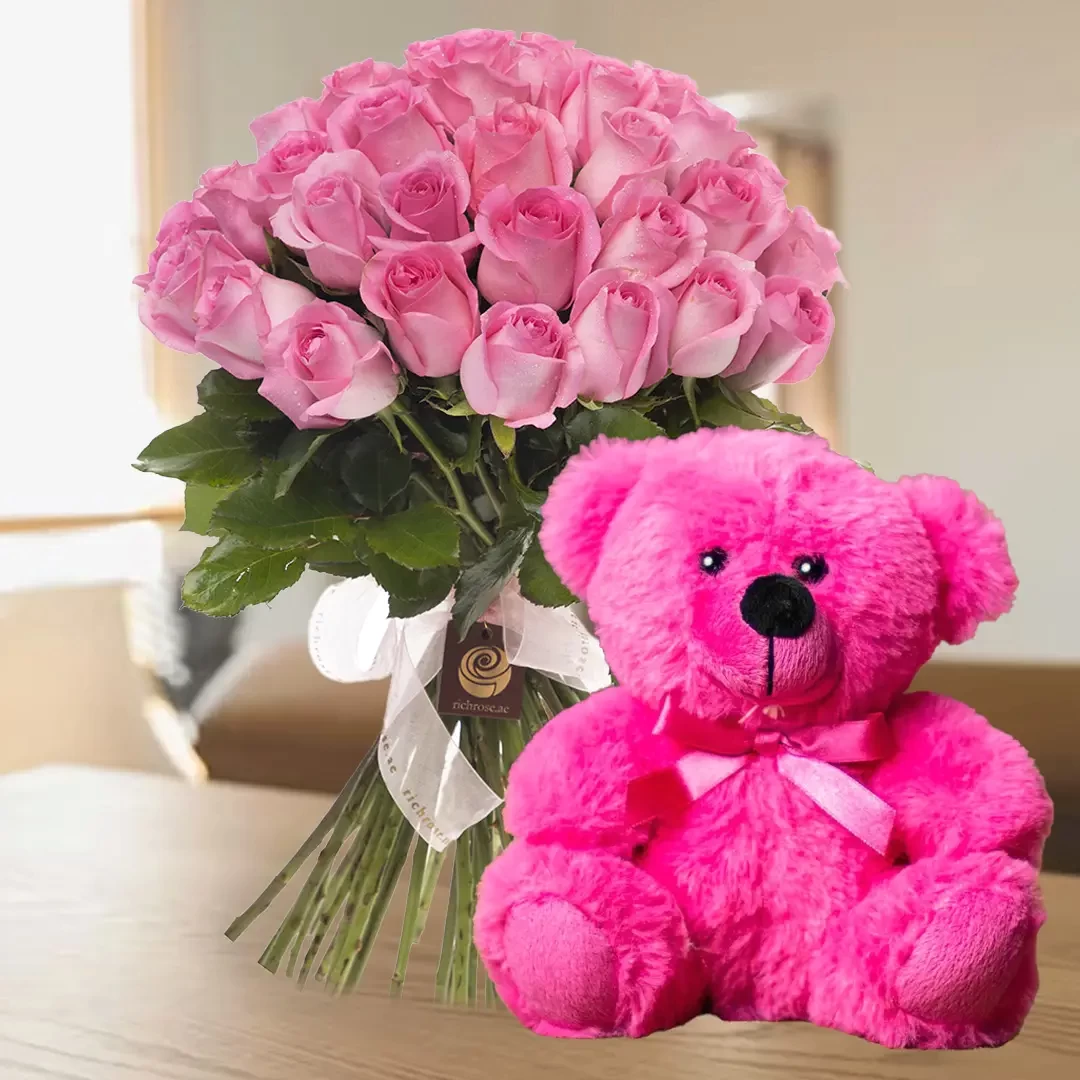 Bucharest - Pink Roses Bunch Deluxe Size with Free Gift