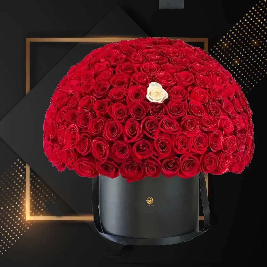 Rome -  Luxury Red Roses Box