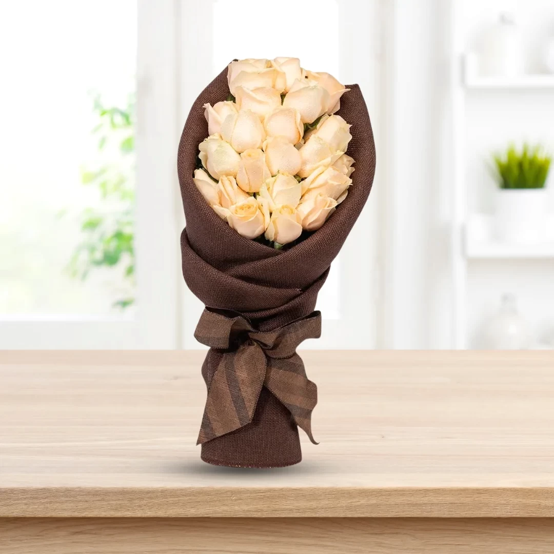OSLO- Peach Rose Jute Bouquet