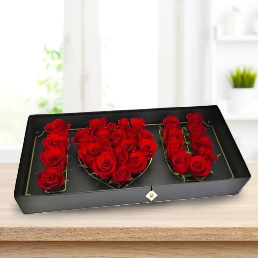 Casanova - I Love You Written with Red Roses in Box