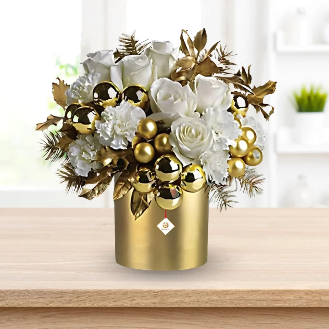 Christmas Cheer Flowers in Vase