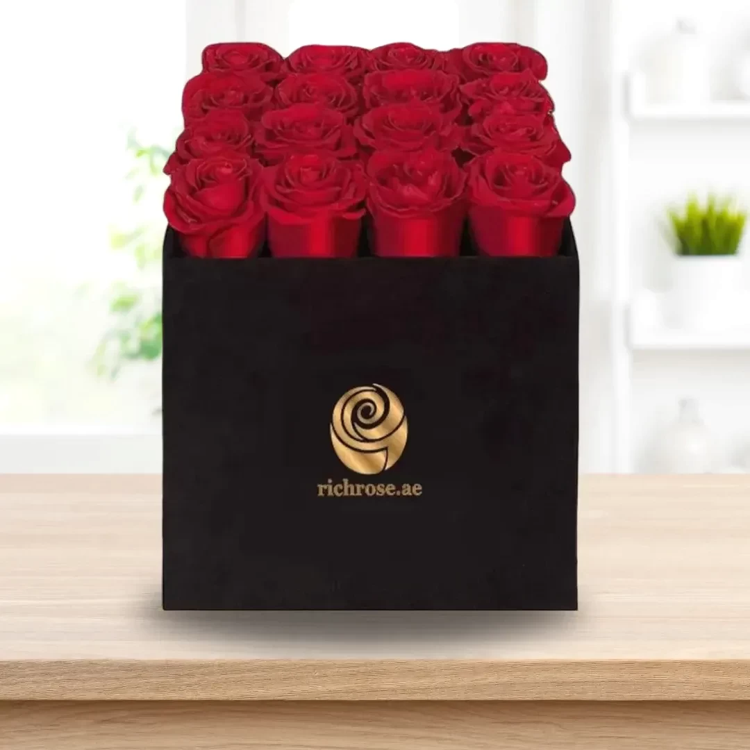 BAKU- Valentines Majestic Red Roses Box