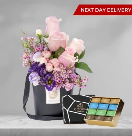 Mix Flowers in Black Box with Napolitians Chocolates