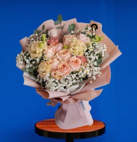 Pink and Peach Mixed Flowers Bouquet