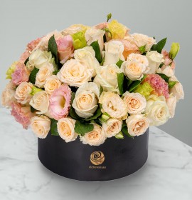 Peach mix flowers in box