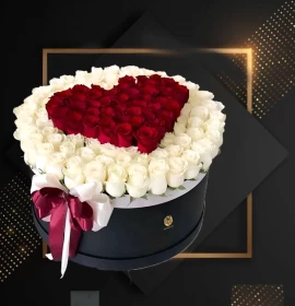 Valentine Smoothy - Red and White Roses Heart Designed in Round Premium Box