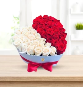 IRISH WISH – Split Red and White Rose Heart-Shaped Luxury Box